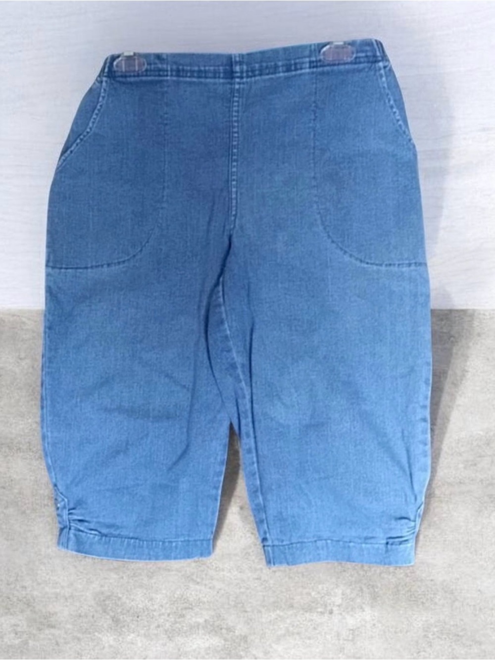 CROFT & BARROW Jean Stretch Capris (v)